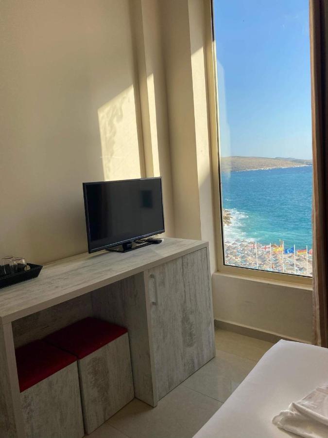 Apartamente Berti`s Garden Sarande Bagian luar foto