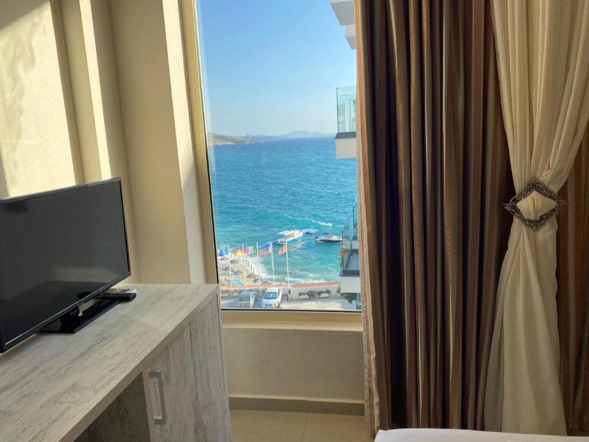 Apartamente Berti`s Garden Sarande Bagian luar foto