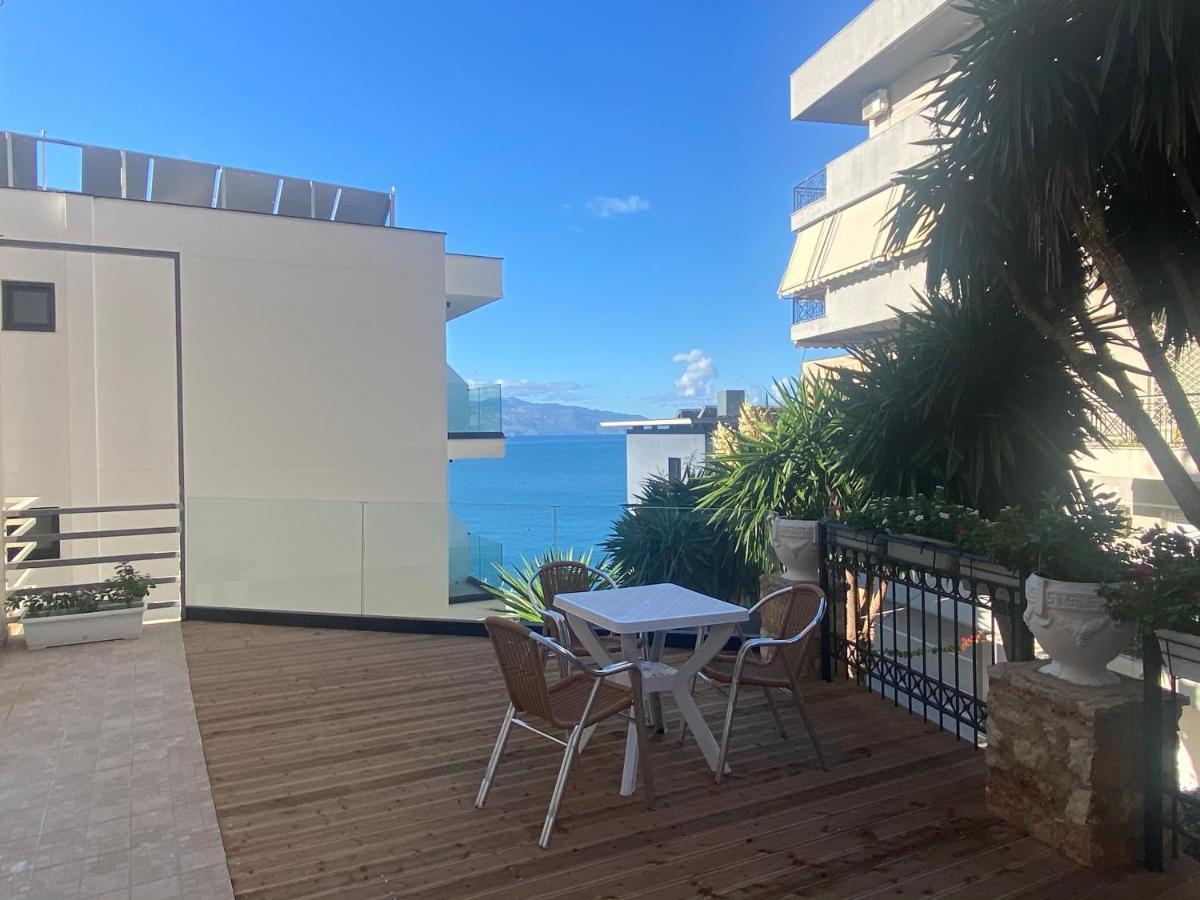 Apartamente Berti`s Garden Sarande Bagian luar foto