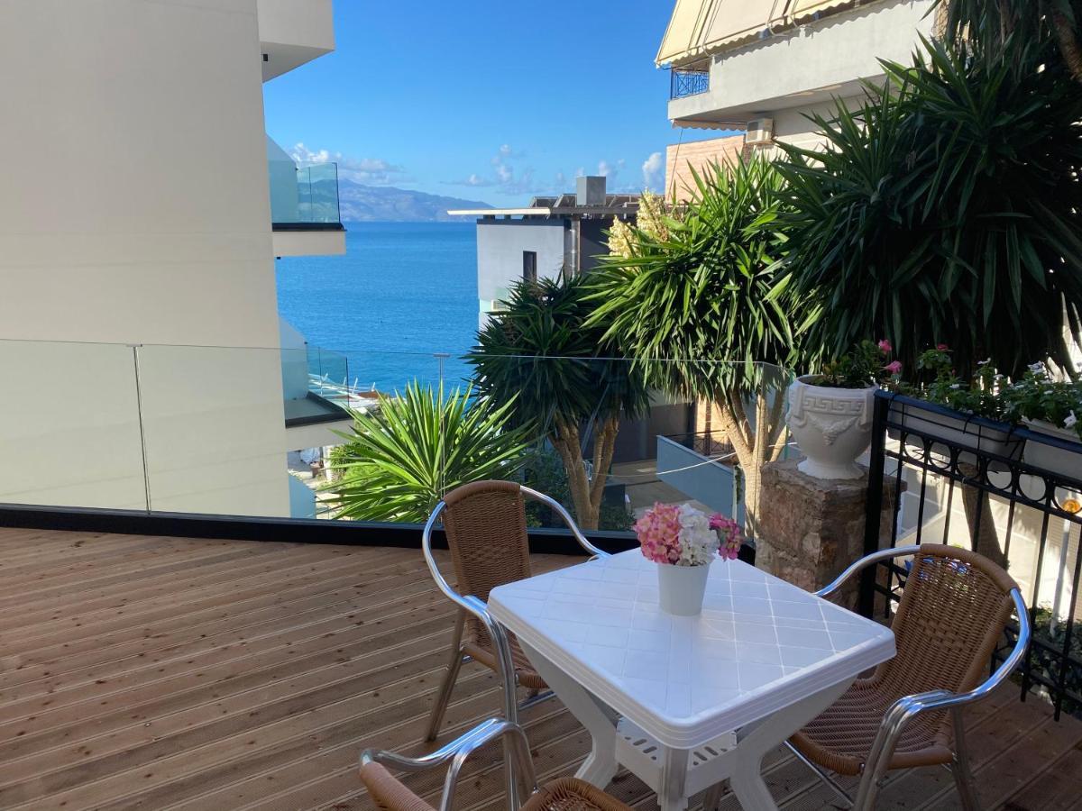 Apartamente Berti`s Garden Sarande Bagian luar foto