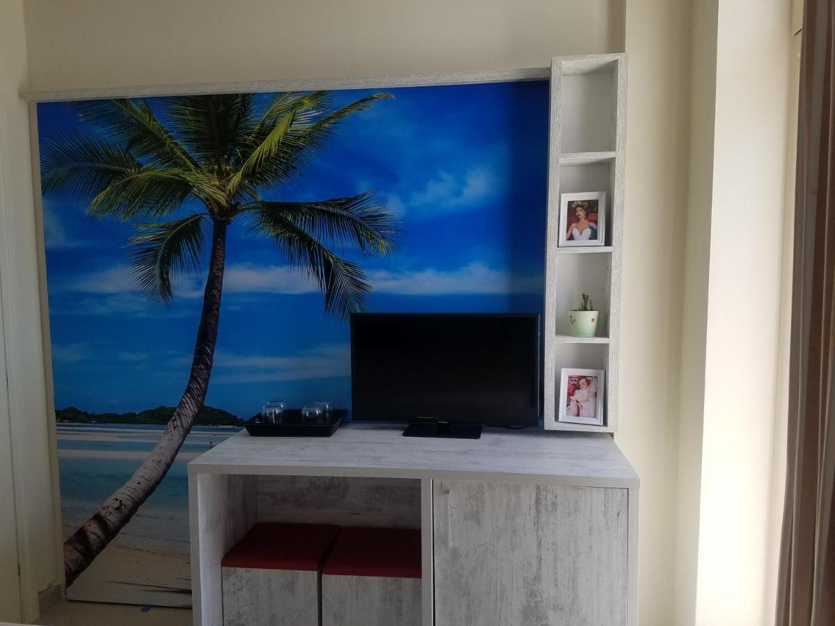 Apartamente Berti`s Garden Sarande Bagian luar foto