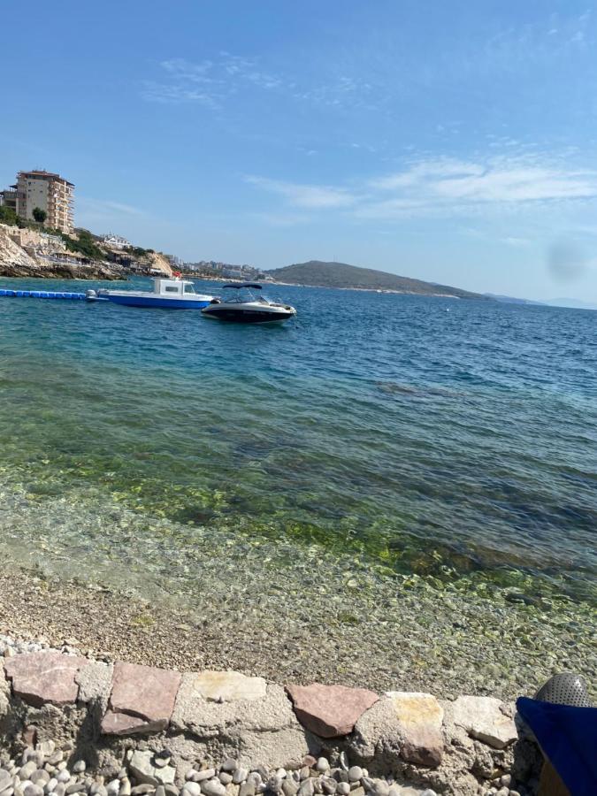 Apartamente Berti`s Garden Sarande Bagian luar foto